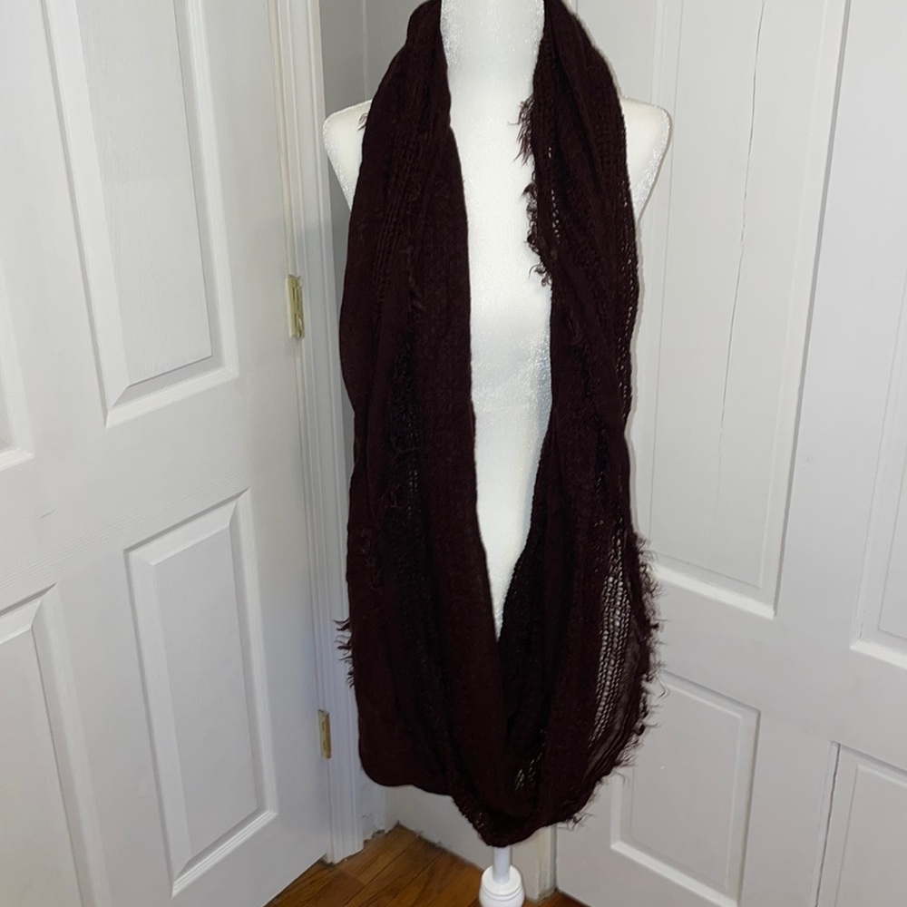 Maroon infinity scarf